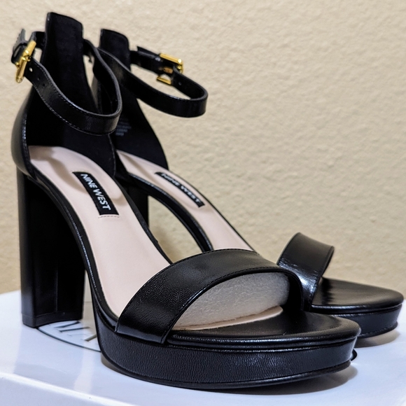 Nine West Shoes - NWOT Nine West Dempsey Platform Heels